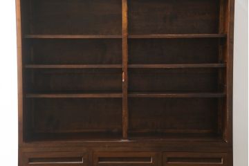 中古　美品　松本民芸家具　高山デザイン　落ち着きのある和モダンな雰囲気が魅力的な舞良型重ね戸棚(食器棚、水屋箪笥、収納棚、キャビネット)(R-079027)