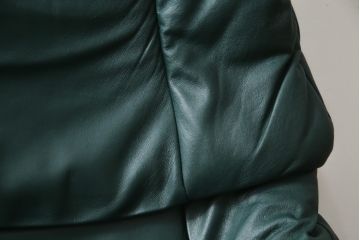 中古　EKORNES(エコーネス)　本革　ロングセラー!!一番人気のストレスレス レノ クラシック(M)(レザー、アームチェア、リクライニングチェア、椅子、一人掛けソファ、1Pソファ)(R-079033)