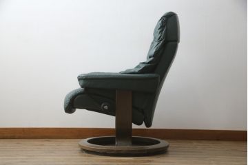 中古　EKORNES(エコーネス)　本革　ロングセラー!!一番人気のストレスレス レノ クラシック(M)(レザー、アームチェア、リクライニングチェア、椅子、一人掛けソファ、1Pソファ)(R-079033)