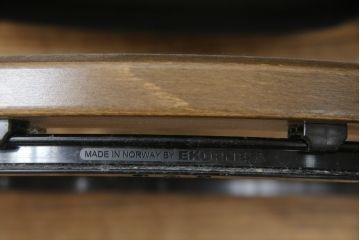 中古　EKORNES(エコーネス)　本革　ロングセラー!!一番人気のストレスレス レノ クラシック(M)(レザー、アームチェア、リクライニングチェア、椅子、一人掛けソファ、1Pソファ)(R-079033)