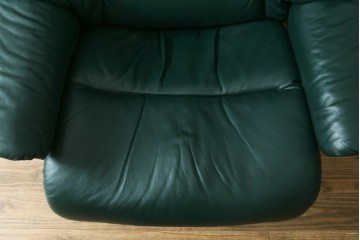 中古　EKORNES(エコーネス)　本革　ロングセラー!!　一番人気のストレスレス レノ クラシック M　(R-079033)