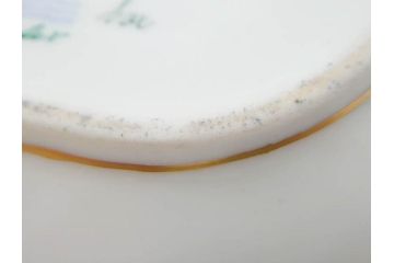 デンマーク　ROYAL COPENHAGEN(ロイヤルコペンハーゲン)　フローラダニカ　20/3508　瑞々しい花と金彩が美しいトライアングルディッシュ(三角プレート、フラワー、皿、洋食器、北欧)(R-079040)　