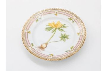 デンマーク　ROYAL COPENHAGEN(ロイヤルコペンハーゲン)　フローラダニカ　615　黄色い花が印象的で優雅なプレート(金彩、フラワー、ディッシュ、小皿、銘々皿、洋食器、北欧)(R-079043)
