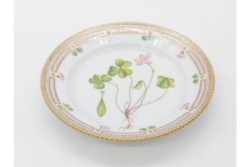 デンマーク　ROYAL COPENHAGEN(ロイヤルコペンハーゲン)　フローラダニカ　621　可憐な花のデザインが可愛らしいプレート(金彩、フラワー、ディッシュ、中皿、ケーキプレート、洋食器、北欧)(R-079045)