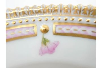 デンマーク　ROYAL COPENHAGEN(ロイヤルコペンハーゲン)　フローラダニカ　621　可憐な花のデザインが可愛らしいプレート(金彩、フラワー、ディッシュ、中皿、ケーキプレート、洋食器、北欧)(R-079045)