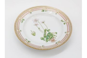 デンマーク　ROYAL COPENHAGEN(ロイヤルコペンハーゲン)　フローラダニカ　621　煌びやかな金彩と生き生きと描かれた花に見惚れるプレート(フラワー、ディッシュ、中皿、ケーキプレート、洋食器、北欧)(R-079046)