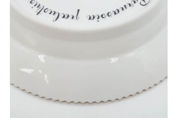 デンマーク　ROYAL COPENHAGEN(ロイヤルコペンハーゲン)　フローラダニカ　621　煌びやかな金彩と生き生きと描かれた花に見惚れるプレート(フラワー、ディッシュ、中皿、ケーキプレート、洋食器、北欧)(R-079046)