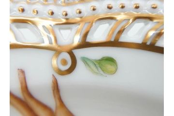 デンマーク　ROYAL COPENHAGEN(ロイヤルコペンハーゲン)　フローラダニカ　380　透かしの縁と金彩が美しいプレート(レース、フリル、金彩、花、フラワー、ディッシュ、大皿、透かし皿、洋食器、北欧)(R-079047)