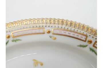 デンマーク　ROYAL COPENHAGEN(ロイヤルコペンハーゲン)　フローラダニカ　371　食卓が華やぐ優雅なオーバルプレート(金彩、フラワー、ディッシュ、中皿、洋食器、北欧)(R-079048)