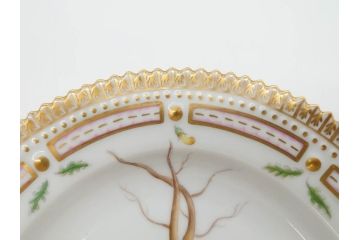 デンマーク　ROYAL COPENHAGEN(ロイヤルコペンハーゲン)　フローラダニカ　371　食卓が華やぐ優雅なオーバルプレート(金彩、フラワー、ディッシュ、中皿、洋食器、北欧)(R-079048)