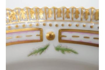 デンマーク　ROYAL COPENHAGEN(ロイヤルコペンハーゲン)　フローラダニカ　371　食卓が華やぐ優雅なオーバルプレート(金彩、フラワー、ディッシュ、中皿、洋食器、北欧)(R-079048)