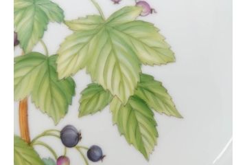 デンマーク　ROYAL COPENHAGEN(ロイヤルコペンハーゲン)　フローラダニカ　624　細部まで丁寧に色付された可愛らしいプレート(金彩、フラワー、ディッシュ、大皿、洋食器、北欧)(R-079049)
