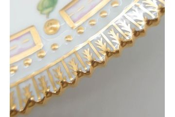 デンマーク　ROYAL COPENHAGEN(ロイヤルコペンハーゲン)　フローラダニカ　624　細部まで丁寧に色付された可愛らしいプレート(金彩、フラワー、ディッシュ、大皿、洋食器、北欧)(R-079049)