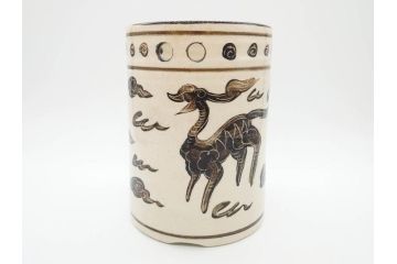 時代物　松景銘　麒麟に雲図　空駆ける麒麟が印象的な火鉢(陶器、丸火鉢、手あぶり、吉祥文様、霊獣)(R-079052)