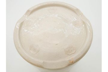 時代物　松景銘　麒麟に雲図　空駆ける麒麟が印象的な火鉢(陶器、丸火鉢、手あぶり、吉祥文様、霊獣)(R-079052)