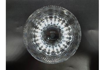 フランス　Baccarat　バカラ　エトナ(2011年・日本限定)　ARABESQUE SMALL BOWL(アラベスク スモール ボウル)　繊細なカッティングが煌めくタンブラー&ボウル(フルレッドクリスタルガラス、ロックグラス、コップ、グラス、小鉢、共箱付き)(R-079054)