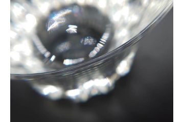フランス　Baccarat　バカラ　エトナ(2011年・日本限定)　ARABESQUE SMALL BOWL(アラベスク スモール ボウル)　繊細なカッティングが煌めくタンブラー&ボウル(フルレッドクリスタルガラス、ロックグラス、コップ、グラス、小鉢、共箱付き)(R-079054)
