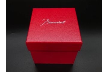 フランス　Baccarat　バカラ　エトナ(2011年・日本限定)　ARABESQUE SMALL BOWL(アラベスク スモール ボウル)　繊細なカッティングが煌めくタンブラー&ボウル(フルレッドクリスタルガラス、ロックグラス、コップ、グラス、小鉢、共箱付き)(R-079054)