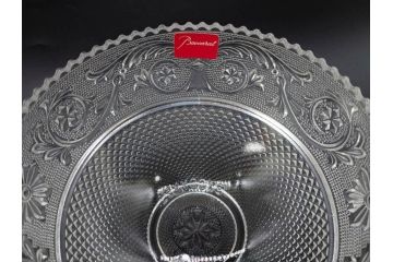 フランス　Baccarat　バカラ　エトナ(2011年・日本限定)　ARABESQUE SMALL BOWL(アラベスク スモール ボウル)　繊細なカッティングが煌めくタンブラー&ボウル(フルレッドクリスタルガラス、ロックグラス、コップ、グラス、小鉢、共箱付き)(R-079054)