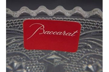 フランス　Baccarat　バカラ　エトナ(2011年・日本限定)　ARABESQUE SMALL BOWL(アラベスク スモール ボウル)　繊細なカッティングが煌めくタンブラー&ボウル(フルレッドクリスタルガラス、ロックグラス、コップ、グラス、小鉢、共箱付き)(R-079054)
