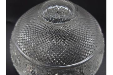 フランス　Baccarat　バカラ　エトナ(2011年・日本限定)　ARABESQUE SMALL BOWL(アラベスク スモール ボウル)　繊細なカッティングが煌めくタンブラー&ボウル(フルレッドクリスタルガラス、ロックグラス、コップ、グラス、小鉢、共箱付き)(R-079054)