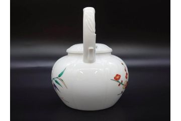 重要無形文化財　人間国宝　十四代 酒井田柿右衛門　本人作　有田焼　濁手　松竹梅文　色絵が映えた美しい銚子(急須、水注、酒器、和食器、共箱付き)(R-079058)