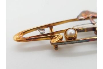 彫金　K18(18金)　細やかな金工が魅力的な帯留め(ゴールド、真珠、パール、松、風景、着物道具、和装小物、アクセサリー)(R-079062)
