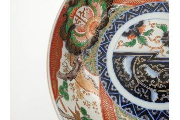 明治期　成化年製　伊万里　色絵　約31cm　1尺　色彩が鮮やかで豪華な深鉢(松、梅、鶴、ツル、菊、花、深皿、金彩、和食器、和皿、一尺)(R-079065)