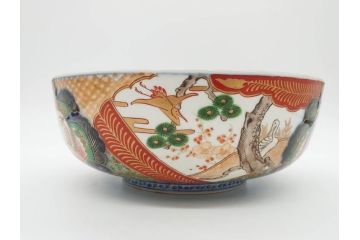 明治期　成化年製　伊万里　色絵　約31cm　1尺　色彩が鮮やかで豪華な深鉢(松、梅、鶴、ツル、菊、花、深皿、金彩、和食器、和皿、一尺)(R-079065)