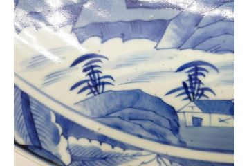 江戸期　古伊万里　山水図　約47cm　1尺5寸　柔らかな青色の濃淡が魅力的な大皿(染付、楼閣図、和皿、和食器、一尺五寸)(R-079066)