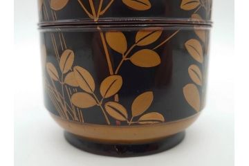 江戸〜明治期　艶やかな漆に金蒔絵が映えた美しい重香合(三段丸重、重箱、香道具、茶道具、木製、漆器、お重、草花)(R-079068)
