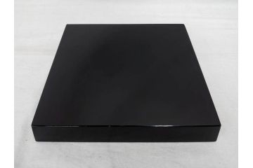 彫刻家 平野千里作　童鍾馗　極彩色　高さ19.5cm　緻密な彩色が見事な木彫(金彩、在銘、作家物、置物、ディスプレイ、おきもの、共箱付き、ガラスケース付き)(R-079069)