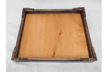 彫刻家 平野千里作　童鍾馗　極彩色　高さ19.5cm　緻密な彩色が見事な木彫(金彩、在銘、作家物、置物、ディスプレイ、おきもの、共箱付き、ガラスケース付き)(R-079069)