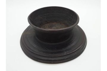 時代物　木製　李朝　時を重ねた味わい深い高台皿(高杯、朝鮮美術、丸盆、台鉢、フルーツボウル、コンポート)(R-079070)