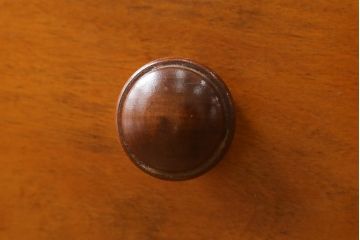 中古　横浜ダニエル(daniel)　アーリーアメリカンシリーズ　A-402　ラウンド型の鏡が印象的! 上品な佇まいのドレッサーとスツールのセット(鏡台、化粧台、ミラー)(R-079074)