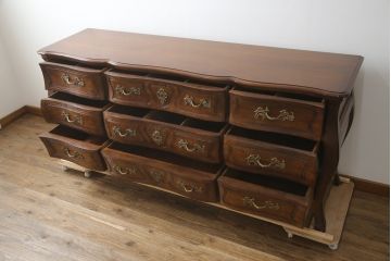 アメリカビンテージ　美品!!　アメリカ高級家具　ヘンレドン社(HENREDON)　ラグジュアリーなフレンチスタイルのチェスト(サイドボード、洋服タンス、収納箪笥、引き出し、ヴィンテージ、米国)(R-079075)