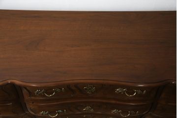 アメリカビンテージ　美品!!　アメリカ高級家具　ヘンレドン社(HENREDON)　ラグジュアリーなフレンチスタイルのチェスト(サイドボード、洋服タンス、収納箪笥、引き出し、ヴィンテージ、米国)(R-079075)