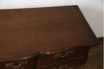 アメリカビンテージ　美品!!　アメリカ高級家具　ヘンレドン社(HENREDON)　ラグジュアリーなフレンチスタイルのチェスト(サイドボード、洋服タンス、収納箪笥、引き出し、ヴィンテージ、米国)(R-079075)