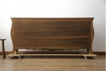 アメリカビンテージ　美品!!　アメリカ高級家具　ヘンレドン社(HENREDON)　ラグジュアリーなフレンチスタイルのチェスト(サイドボード、洋服タンス、収納箪笥、引き出し、ヴィンテージ、米国)(R-079075)