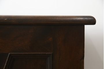 希少!!　中古　松本民芸家具　木目が作りだすランダムな色の濃淡が美しいA型チェスト(ベンチ収納、ベンチチェスト、コファ、ブランケットボックス、収納箱)(定価約31万円)(R-079080)