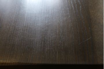 中古　美品　柏木工(KASHIWA)　WILDERNESS(ウィルダネス)　ナラ材　美しい杢目とシックな色合いが魅力のダイニングテーブル(4人掛け、4P、6人掛け、6P、食卓)(定価約26万円)(R-079081)