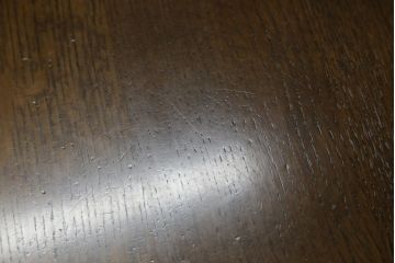 中古　美品　柏木工(KASHIWA)　WILDERNESS(ウィルダネス)　ナラ材　美しい杢目とシックな色合いが魅力のダイニングテーブル(4人掛け、4P、6人掛け、6P、食卓)(定価約26万円)(R-079081)
