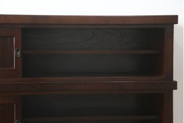中古　美品!!　欅(ケヤキ)材　上質な和の空間づくりにぴったりな縦格子入りの水屋箪笥サイドボード(食器棚、戸棚、収納棚、サイドキャビネット)(R-079084)