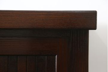 中古　美品!!　欅(ケヤキ)材　上質な和の空間づくりにぴったりな縦格子入りの水屋箪笥サイドボード(食器棚、戸棚、収納棚、サイドキャビネット)(R-079084)