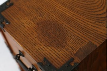 中古　民芸家具　ニレ材　和小物のディスプレイにもぴったりの小さな卓上階段箪笥(和たんす、収納タンス、整理箪笥、卓上収納、小物収納、小引き出し)(R-079086)