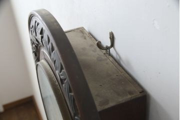 和製アンティーク　特大!!　彫刻入り　「ひまわり型」　レトロな雰囲気あふれる大きな掛け時計(振り子時計、柱時計、古時計)(R-079090)