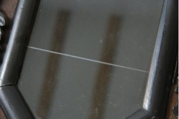 和製アンティーク　特大!!　彫刻入り　「ひまわり型」　レトロな雰囲気あふれる大きな掛け時計(振り子時計、柱時計、古時計)(R-079090)