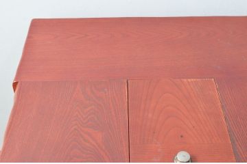 中古　美品　民芸家具　欅(ケヤキ)材　団らんのひと時にぴったりの温かな色味の囲炉裏テーブル(関西火鉢、長火鉢、木製火鉢、4人掛け、6人掛け、ダイニングテーブル、食卓)(R-079092)