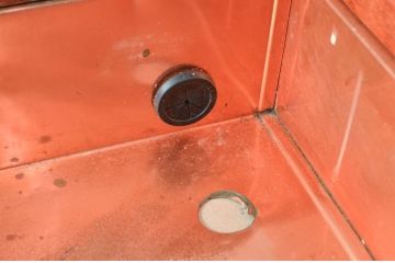 中古　美品　民芸家具　欅(ケヤキ)材　団らんのひと時にぴったりの温かな色味の囲炉裏テーブル(関西火鉢、長火鉢、木製火鉢、4人掛け、6人掛け、ダイニングテーブル、食卓)(R-079092)