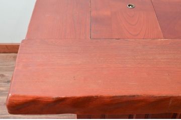 中古　美品　民芸家具　欅(ケヤキ)材　団らんのひと時にぴったりの温かな色味の囲炉裏テーブル(関西火鉢、長火鉢、木製火鉢、4人掛け、6人掛け、ダイニングテーブル、食卓)(R-079095)